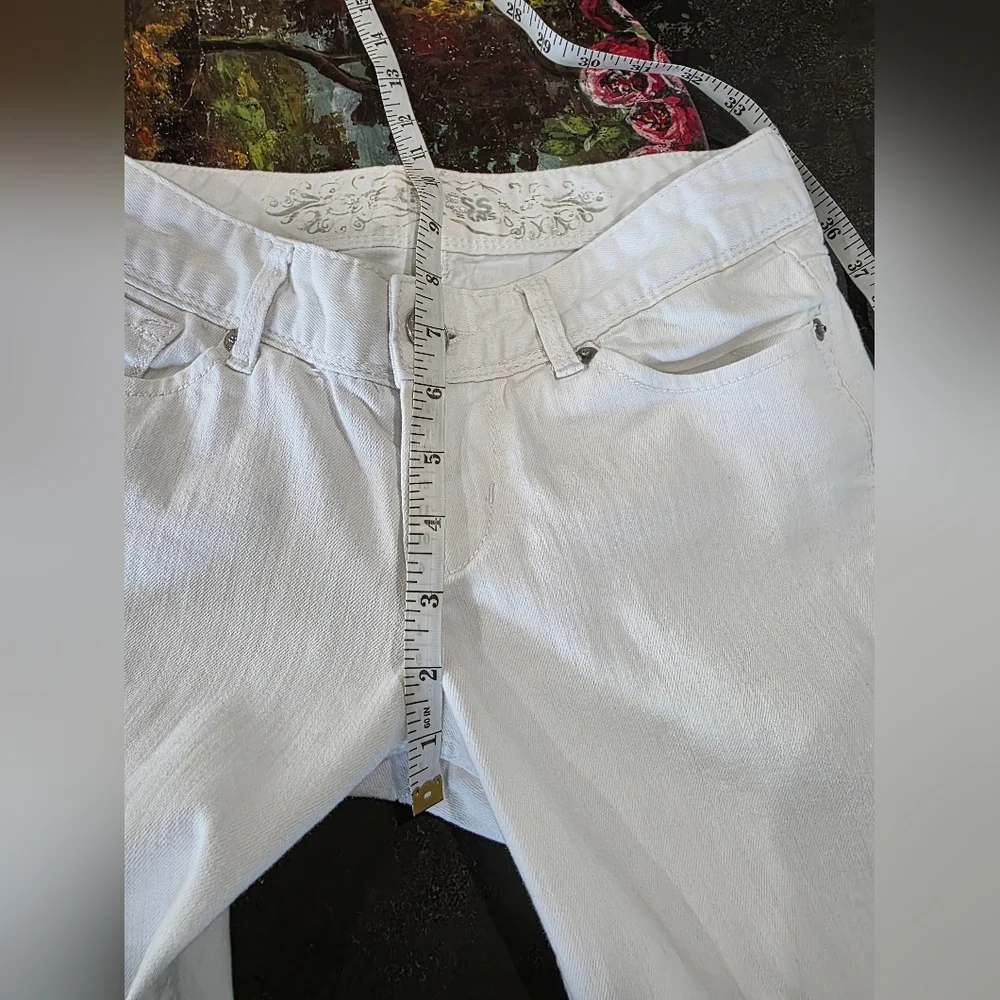 Express White Cropped Jeans for Women - Picture 4 of 11